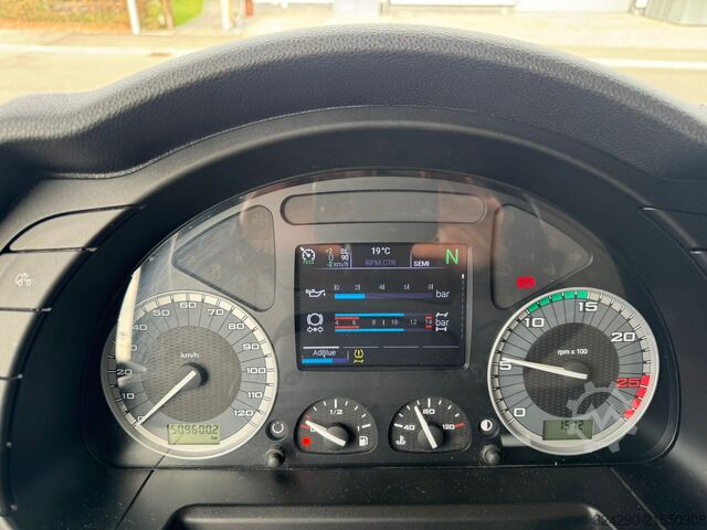 Trattore stradale standard Iveco s-way 480