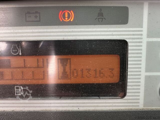 Diesel vorkheftruck UniCarriers Y1D2A25H - nur 1316 Stunden !!!!