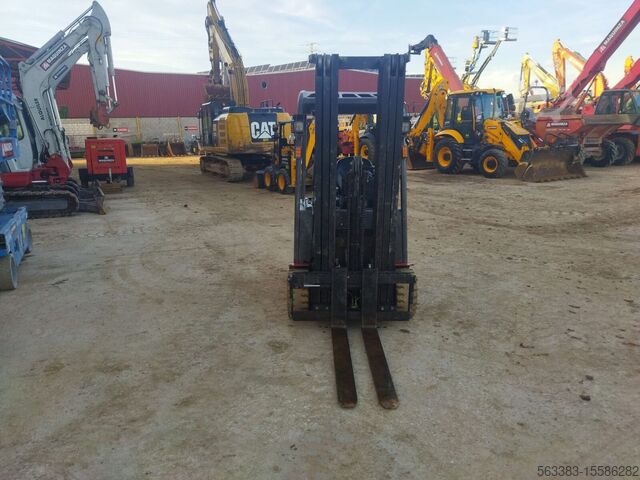 Gabelstapler Manitou ME320