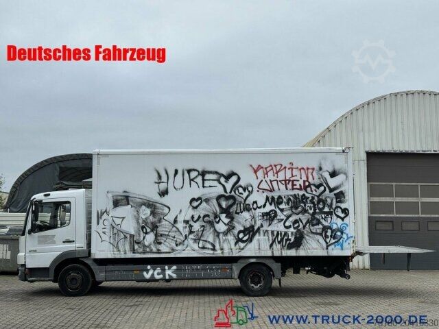 Transporter mit Koffer Mercedes-Benz Atego 816 Ladebordwand 1.000Kg 3 Sitzer