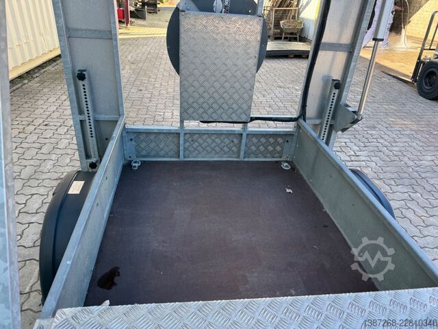 Trailer  TREBBINER