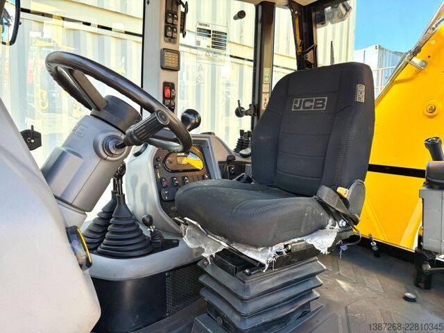 Hjullæsser JCB 3CX Compact / 2022 BJ / Hammer + Schaufeln