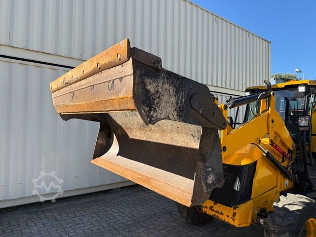 Hjullæsser JCB 3CX Compact / 2022 BJ / Hammer + Schaufeln