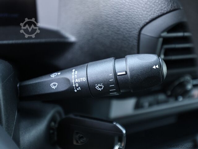 Panel van Peugeot Expert KW Standard L2 2.0 BlueHDi 180 EAT8