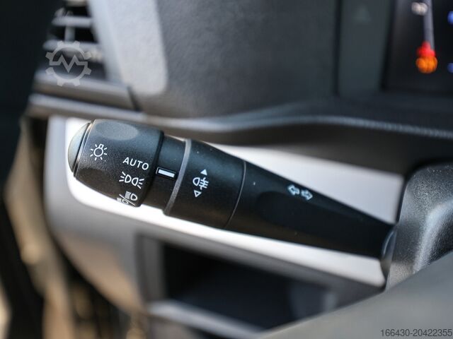 Panel van Peugeot Expert KW Standard L2 2.0 BlueHDi 180 EAT8