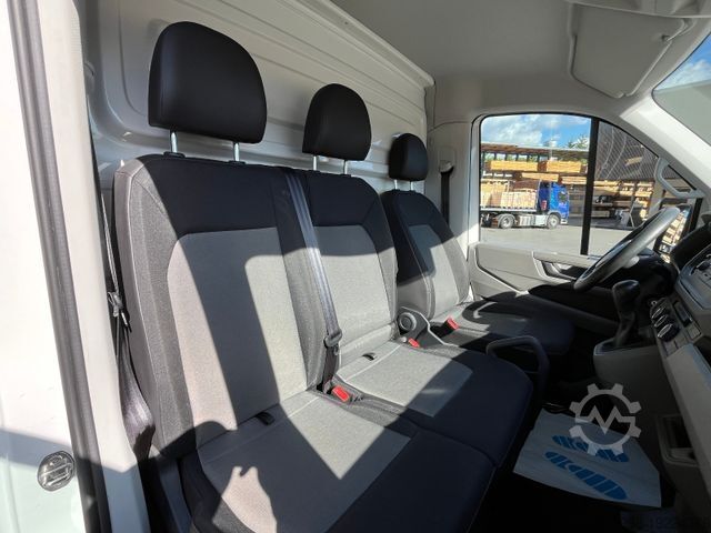 Κλειστό βαν VOLKSWAGEN CRAFTER 2,0TDI AUTOMATIK XXL KOFFER KLIMA 1.HAND