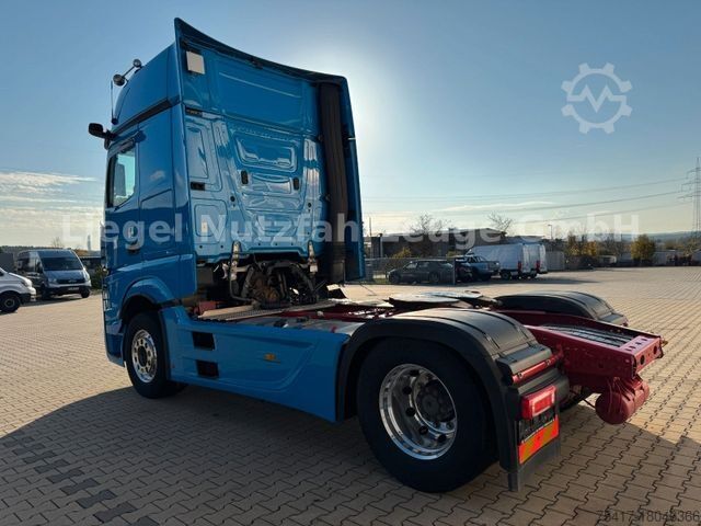 Standard SZM MERCEDES-BENZ Actros 1853*Giga Space*Retarder