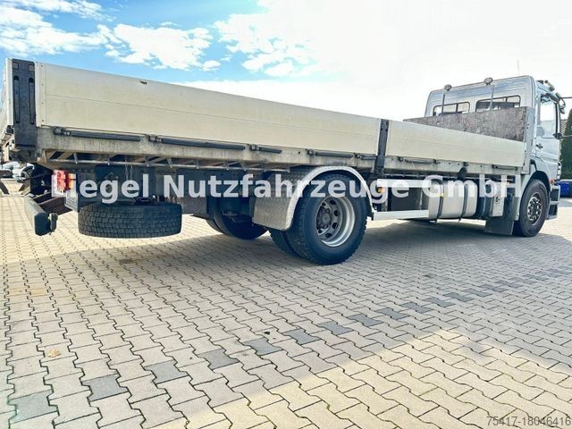 Vrachtauto met open laadbak MERCEDES-BENZ AXOR 1833L