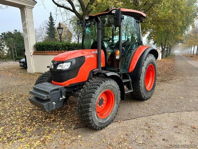Hofschlepper Kubota M4062 Hydraulic Shuttle mit Rasenbereifung