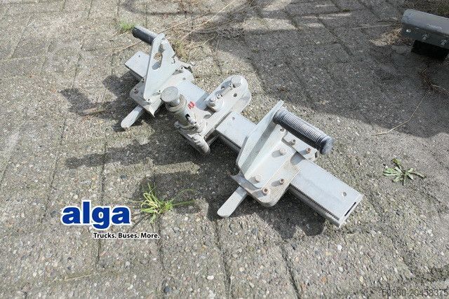 Other Lissmac Steingreifer, Kalksandsteinblöcke