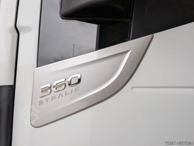 Roll-off kamion Iveco AT190S36