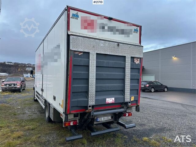Resväska Mercedes-Benz Actros 1835 box truck w/ Full side opening, genera