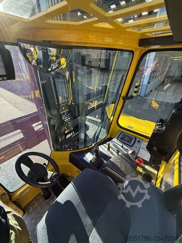 Fyrvägs gaffeltruck Combilift C5000ET