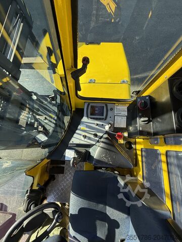 Fyrvägs gaffeltruck Combilift C5000ET