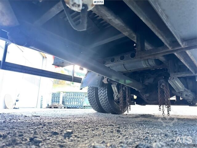 Camión grúa DAF Fa 45.220 Crane truck. 180,000 km.