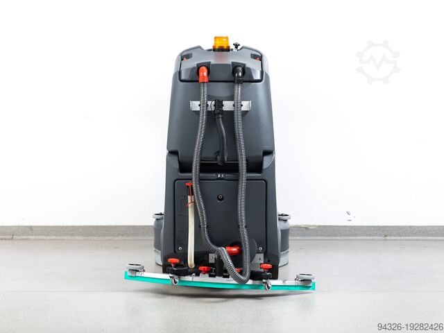 Numatic TTV 678G/400T NIEUWE BATTERIJEN Numatic TTV 678G/400T - 2017y - 683h