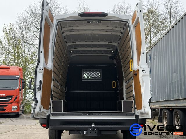 Iveco Daily 35S14V A8 Tempomat - Automat - L3H2 - 2.3L 140KM - Hak holowniczy Iveco Daily 35S14V A8  Cruise Control - Automaat - L3...