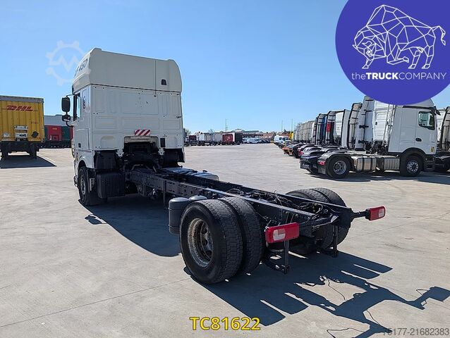 Chassis with cab DAF XF 450