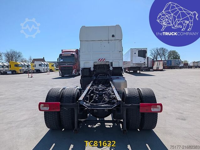 Chassis with cab DAF XF 450