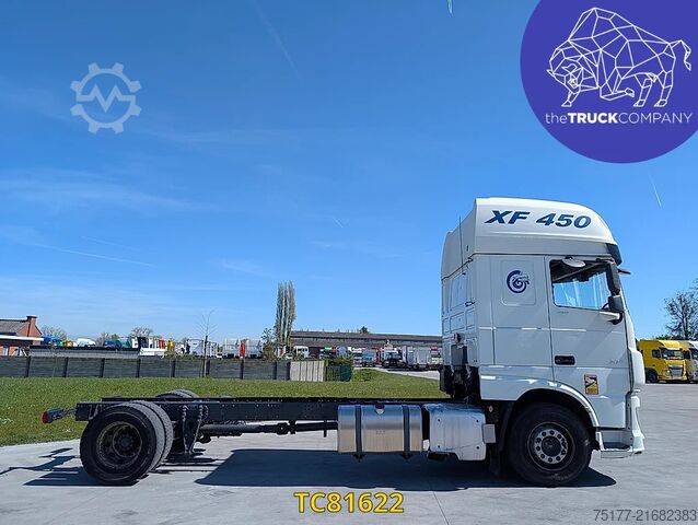 Chassis with cab DAF XF 450