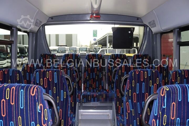 Intercitybus Iveco Crossway 12m Pop light / Double middle door / p...
