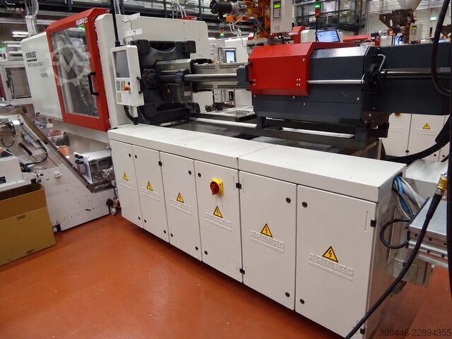Μηχανή χύτευσης με έγχυση Arburg Allrounder 520 H 1500-800