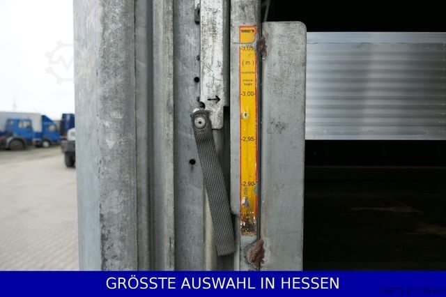Auflieger mit Pritsche & Plane SCHMITZ CARGOBULL Mega Varios 3,05m Innen neue Plane ¤395.-mt