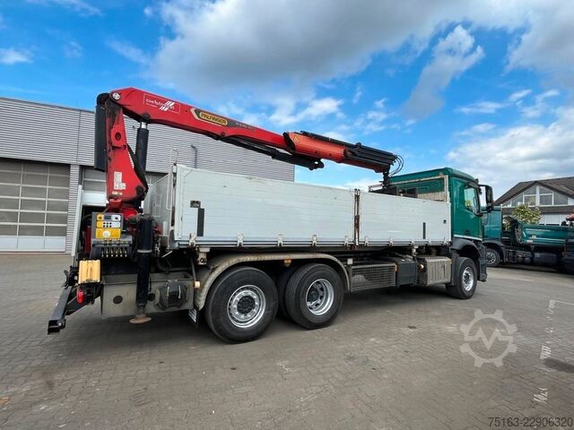 Γερανός τοποθετημένος σε φορτηγό MERCEDES-BENZ Arocs 2648 6x2 3-Achs Kipper Heckkran Funk