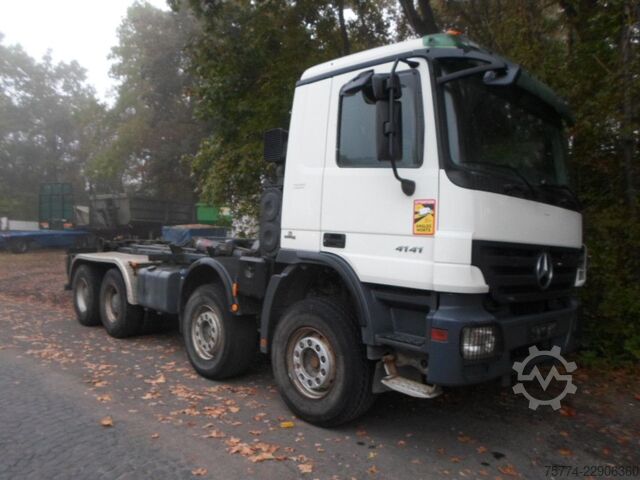 Haakarm vrachtwagen MERCEDES-BENZ 4141/8x4/ AT Motor 80.000 KM