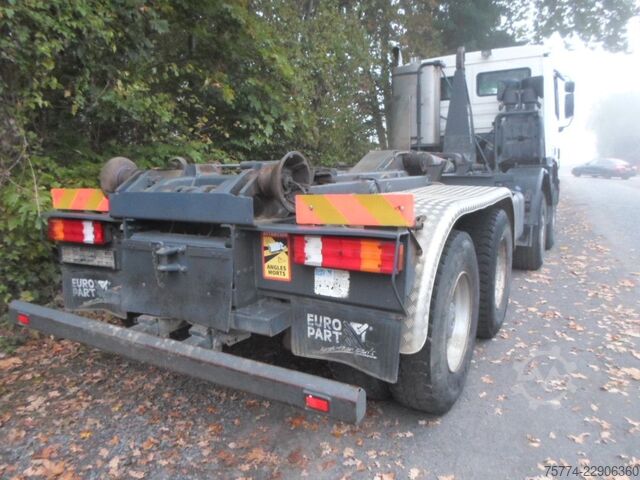 Haakarm vrachtwagen MERCEDES-BENZ 4141/8x4/ AT Motor 80.000 KM