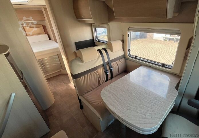 Poluintegrisani kamper BÜRSTNER Ixeo T 734 - Hub/Queensbett - Klima -