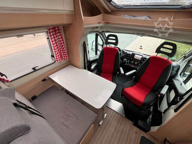Poluintegrisani kamper SUNLIGHT T 66 - Einzelbetten - Solar - Klima - Tempomat -