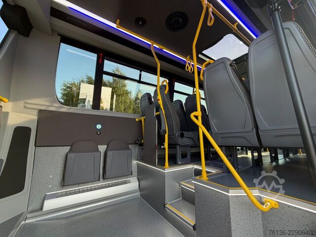 Városi autóbusz MERCEDES-BENZ Sprinter 26+15 City Retarder Klima Rollstuhl