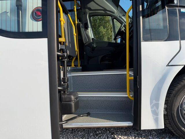 Városi autóbusz MERCEDES-BENZ Sprinter 26+15 City Retarder Klima Rollstuhl