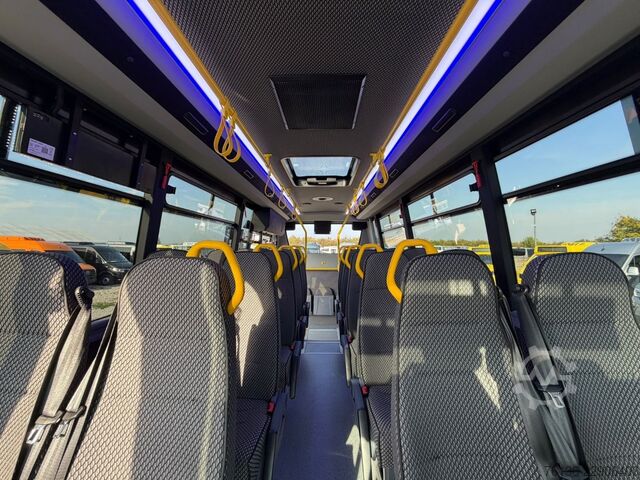 Városi autóbusz MERCEDES-BENZ Sprinter 26+15 City Retarder Klima Rollstuhl