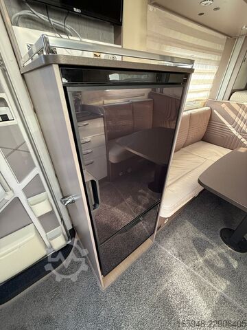 Yarı entegre karavan BÜRSTNER BÜRSTNER 644G FREISTAAT SCHW. LYSEO TD HL*Autom.