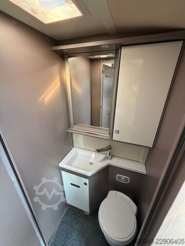 Yarı entegre karavan BÜRSTNER BÜRSTNER 644G FREISTAAT SCHW. LYSEO TD HL*Autom.