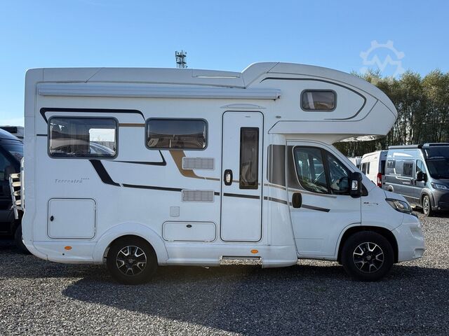 Kamper z alkową Eura Mobil EURA MOBIL HS 570 | Hecksitzgruppe,Markise,NAVI*