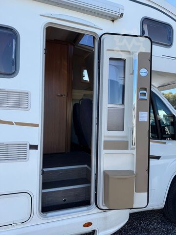 Kamper z alkową Eura Mobil EURA MOBIL HS 570 | Hecksitzgruppe,Markise,NAVI*