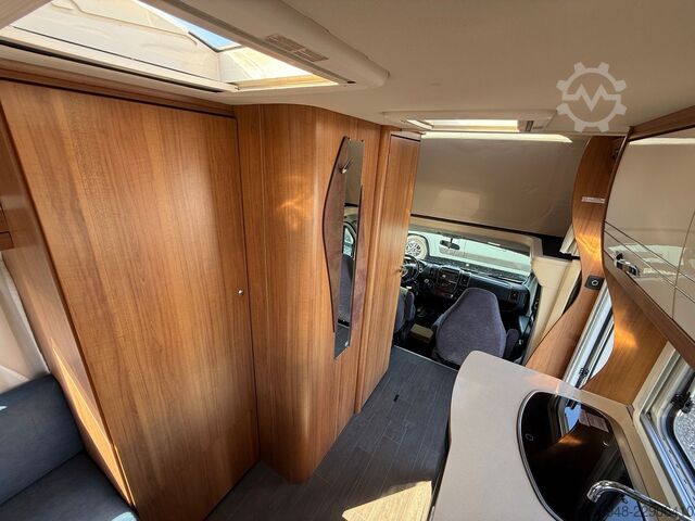 Kamper z alkową Eura Mobil EURA MOBIL HS 570 | Hecksitzgruppe,Markise,NAVI*