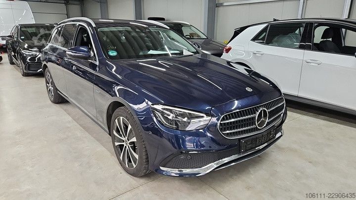 Minibuss MERCEDES-BENZ E 300 de 4Matic AVANTGARDE HeadUP KEYLESS-GO