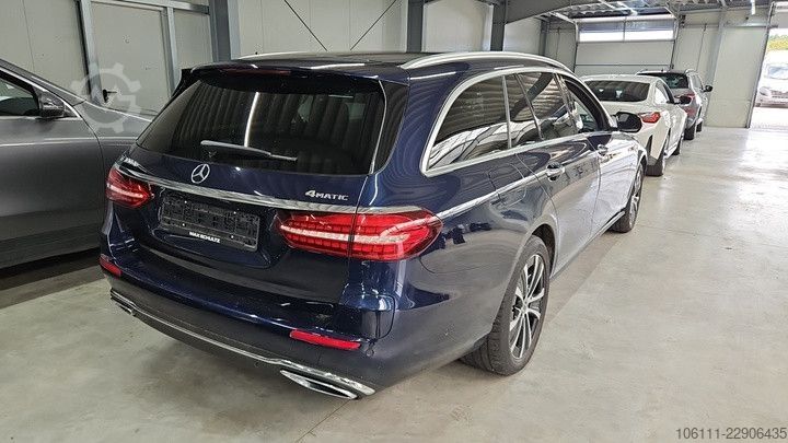 Minibuss MERCEDES-BENZ E 300 de 4Matic AVANTGARDE HeadUP KEYLESS-GO