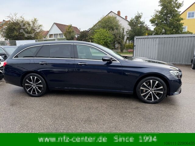 Minibuss MERCEDES-BENZ E 300 de 4Matic AVANTGARDE HeadUP KEYLESS-GO