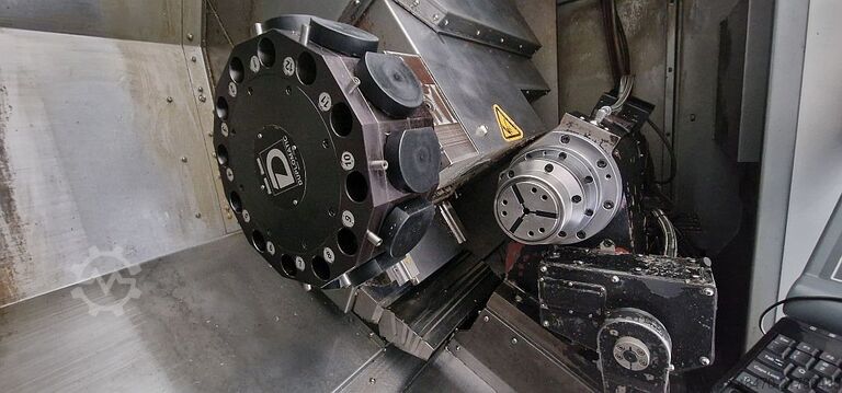 CNC eszterga- és maróközpont HURCO TMX8MYSi