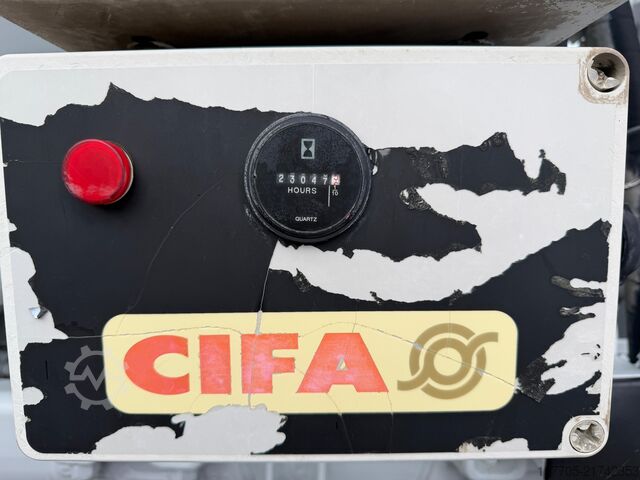 Betonomieszarka Iveco TRAKKER 500