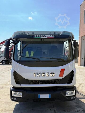 Ciężarówka z wywrotką Iveco EUROCARGO 90E210