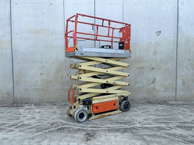 Stół podnoszący nożycowy JLG 2630 Es (10m)