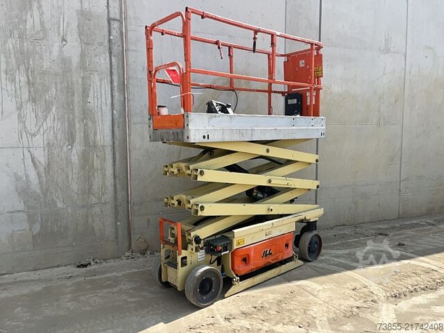 Stół podnoszący nożycowy JLG 2030 Es (8m)