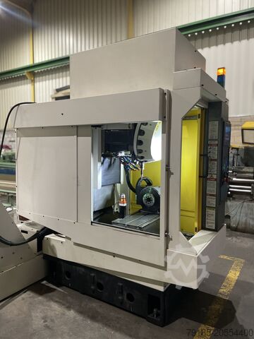 Centro de maquinagem vertical FANUC Robodrill α-D21SiB5