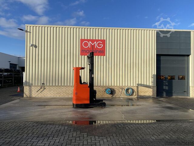 BT RR B2 / 14 Schubmaststapler, Baujahr 1995, Hubhöhe 7 Meter BT RR B2 / 14 Reachtruck, 7 meter